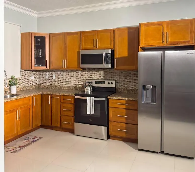 The Hampton Oasis Apartment Kingston Jamaica