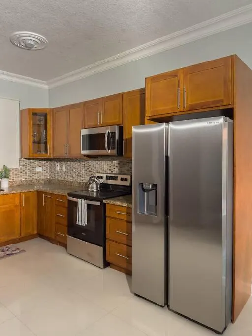 The Hampton Oasis Apartment Kingston